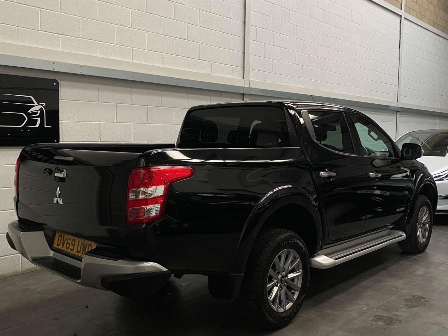 Mitsubishi L200