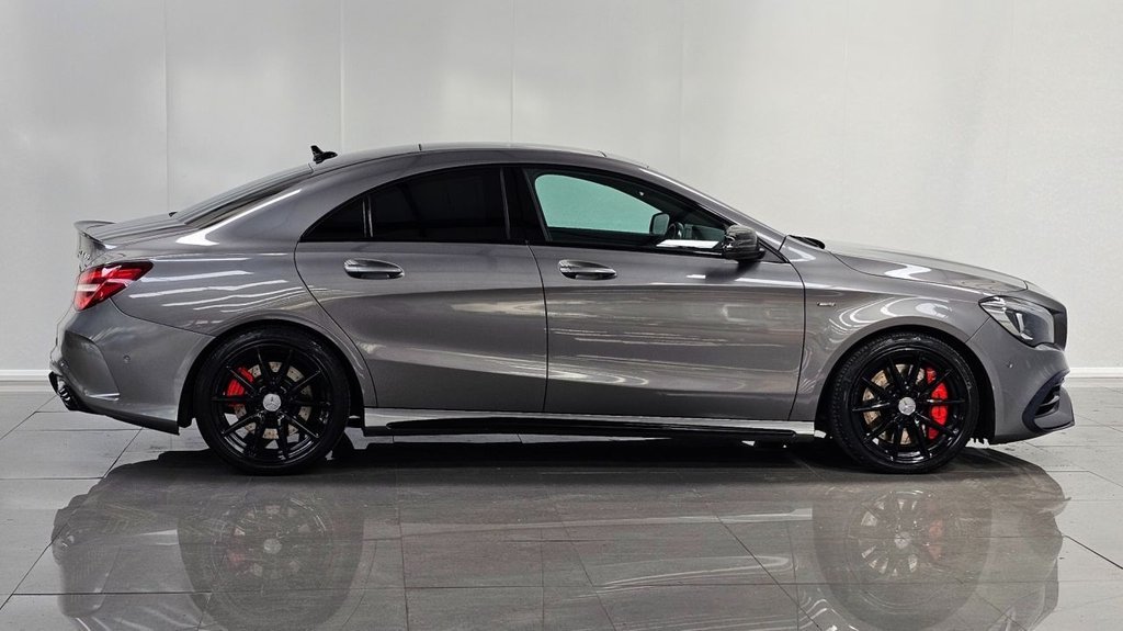 Mercedes Benz CLA