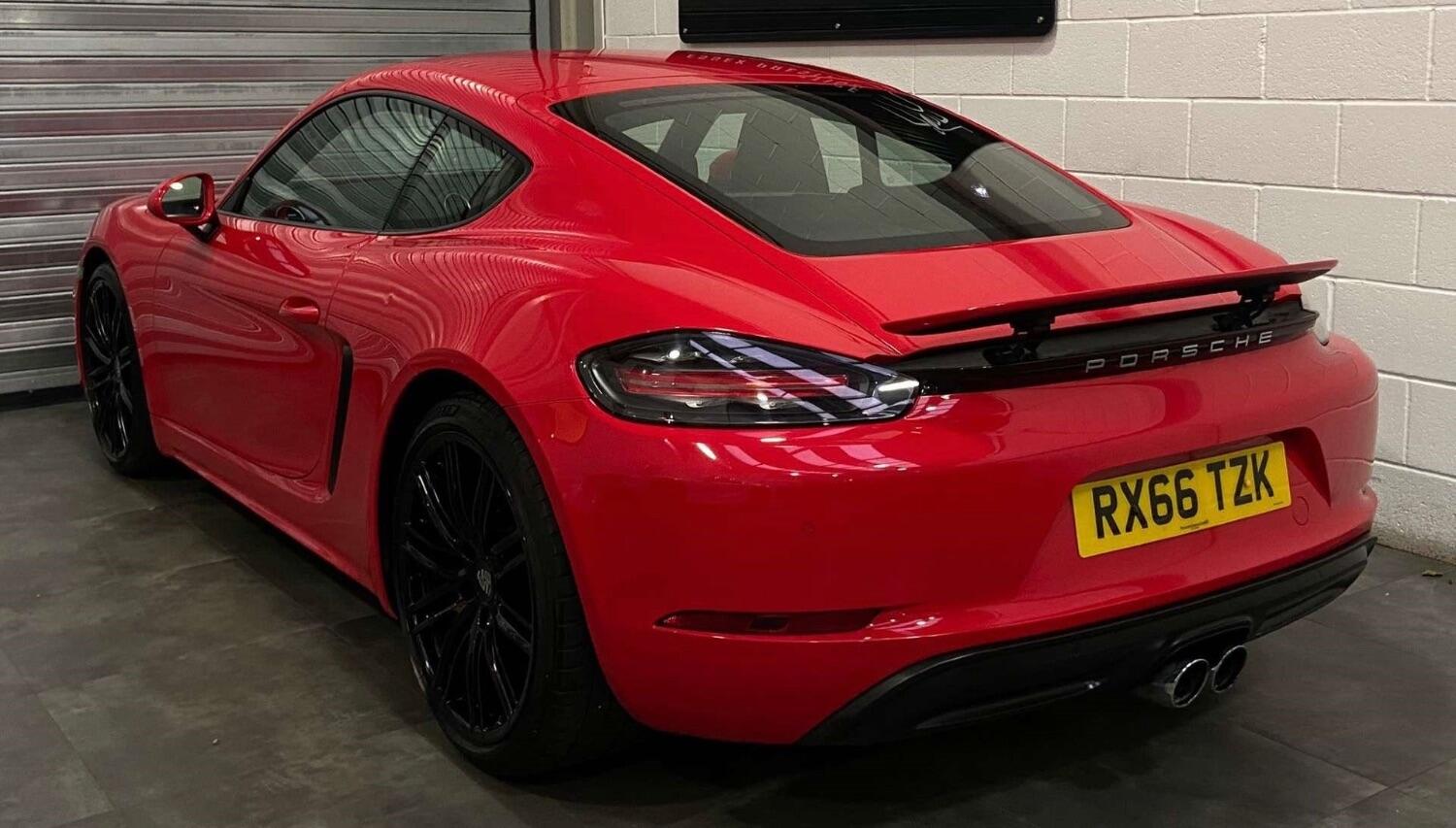 Porsche 718
