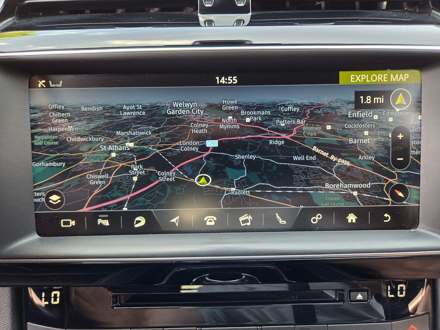 Jaguar F Pace