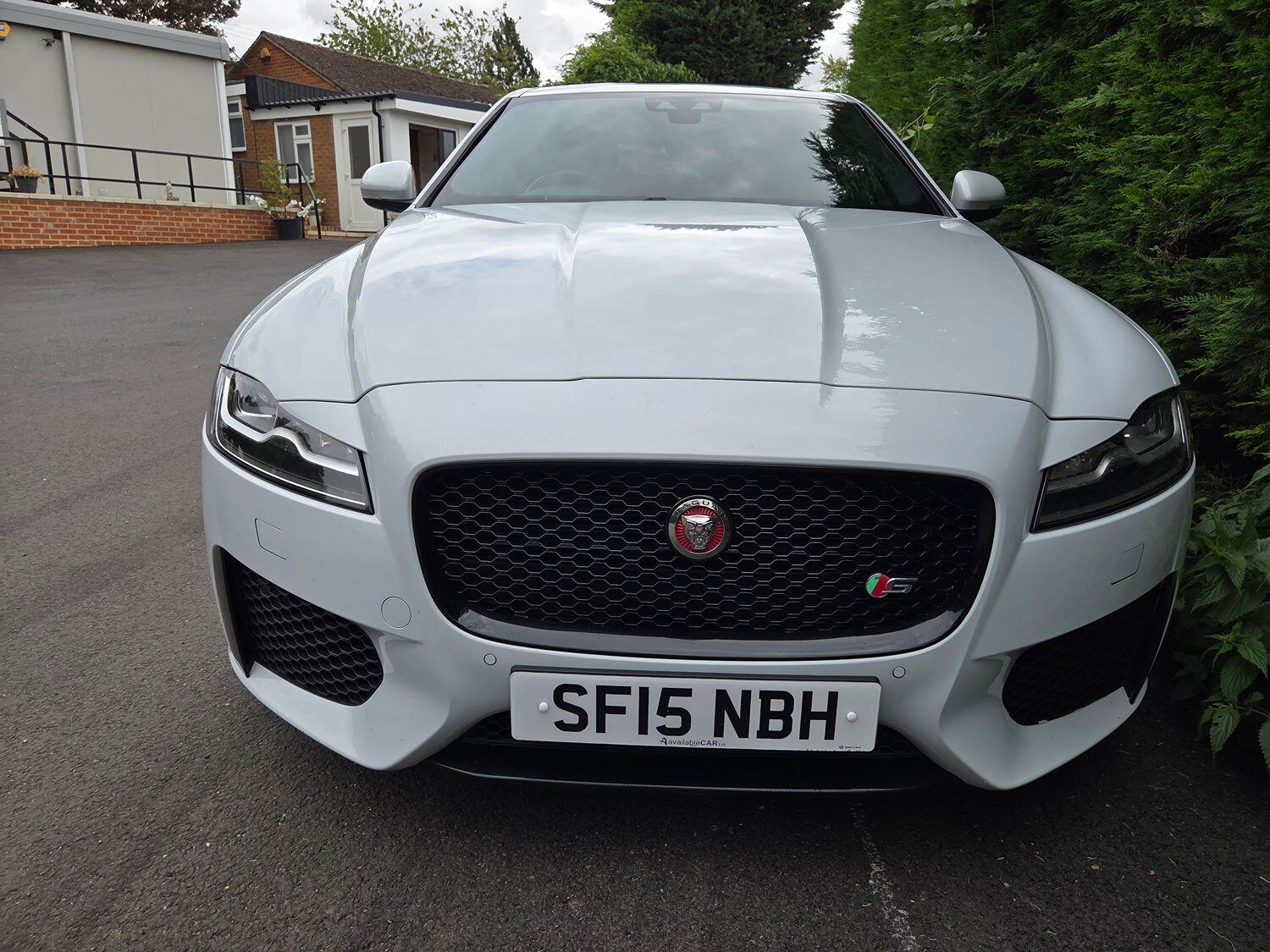 Jaguar XF