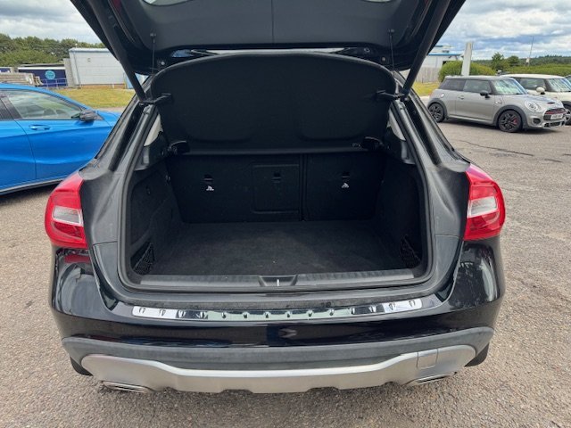 Mercedes Benz GLA Class