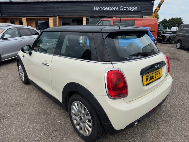 MINI Hatch