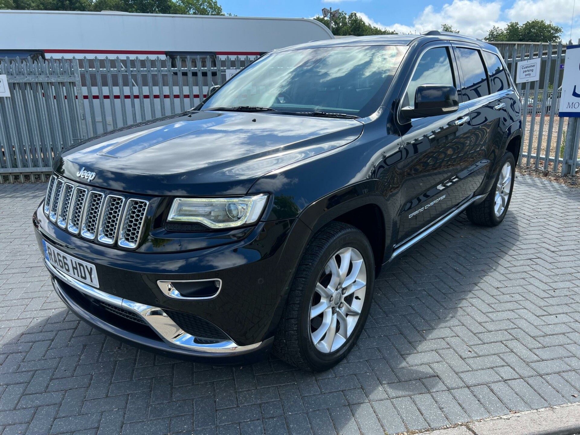 Jeep Grand Cherokee