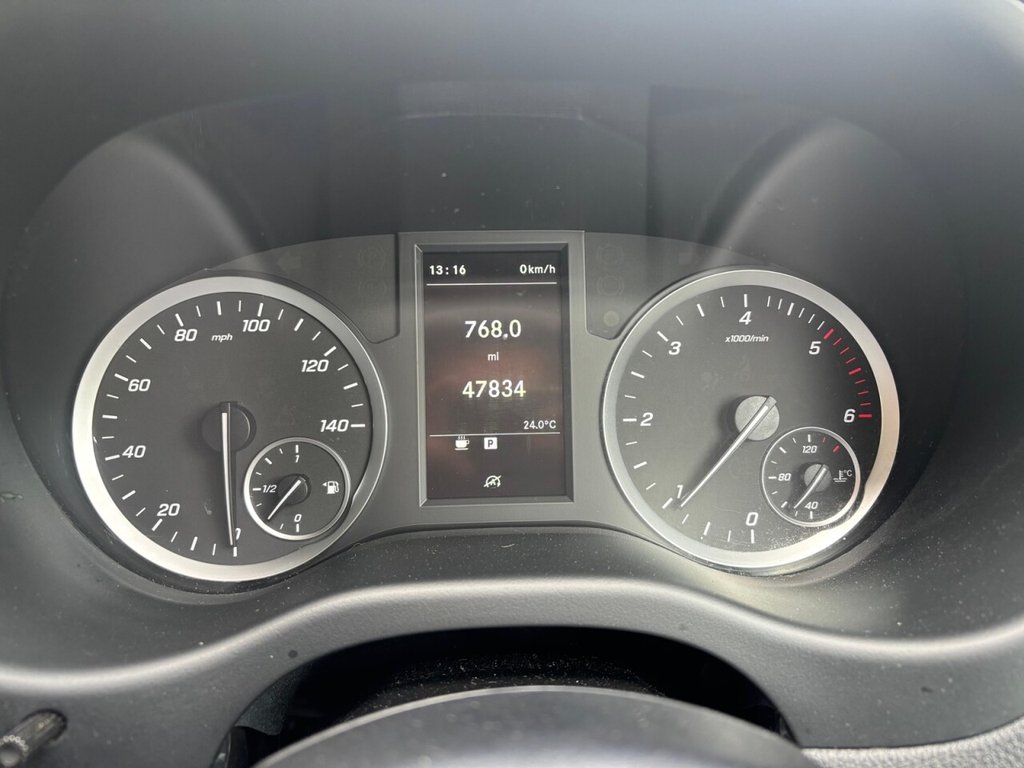 Mercedes Benz Vito