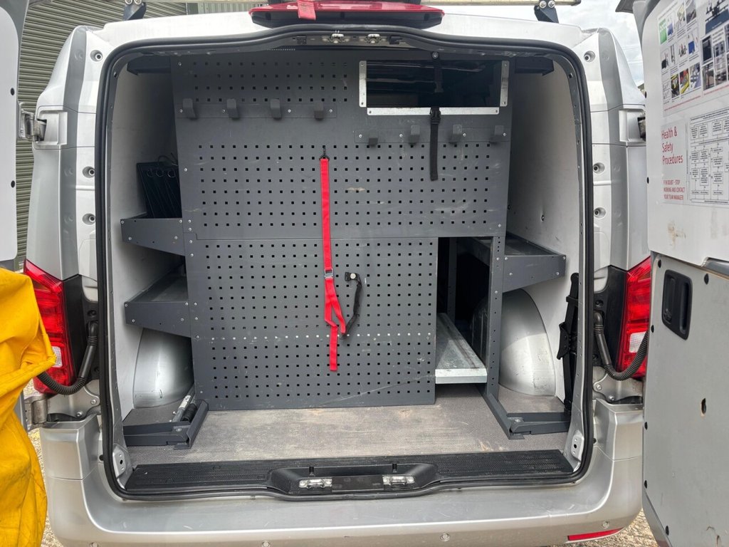 Mercedes Benz Vito