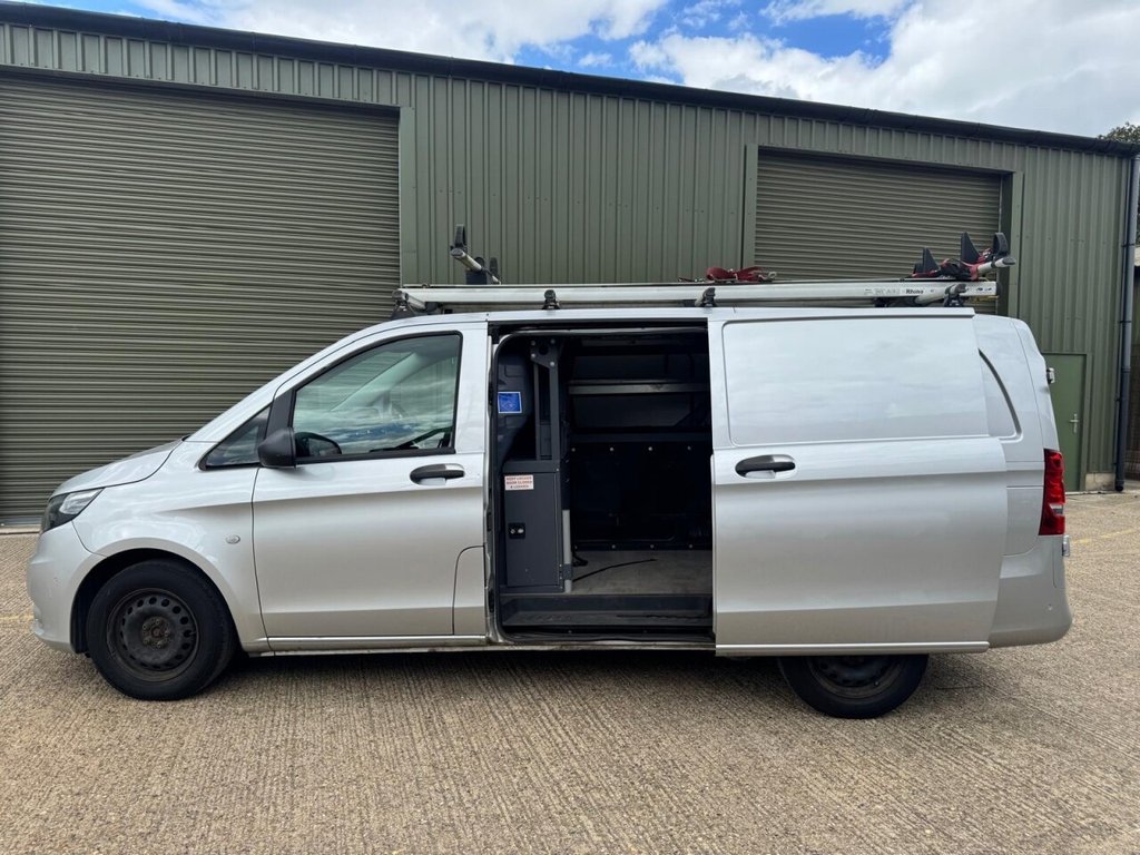 Mercedes Benz Vito