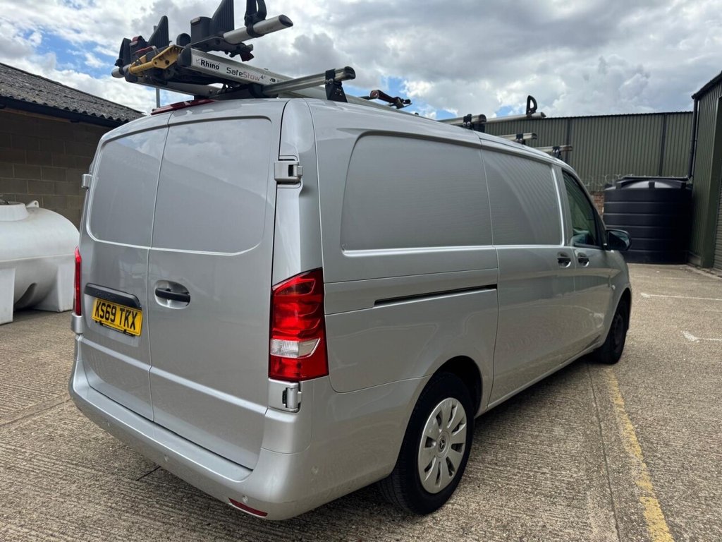 Mercedes Benz Vito