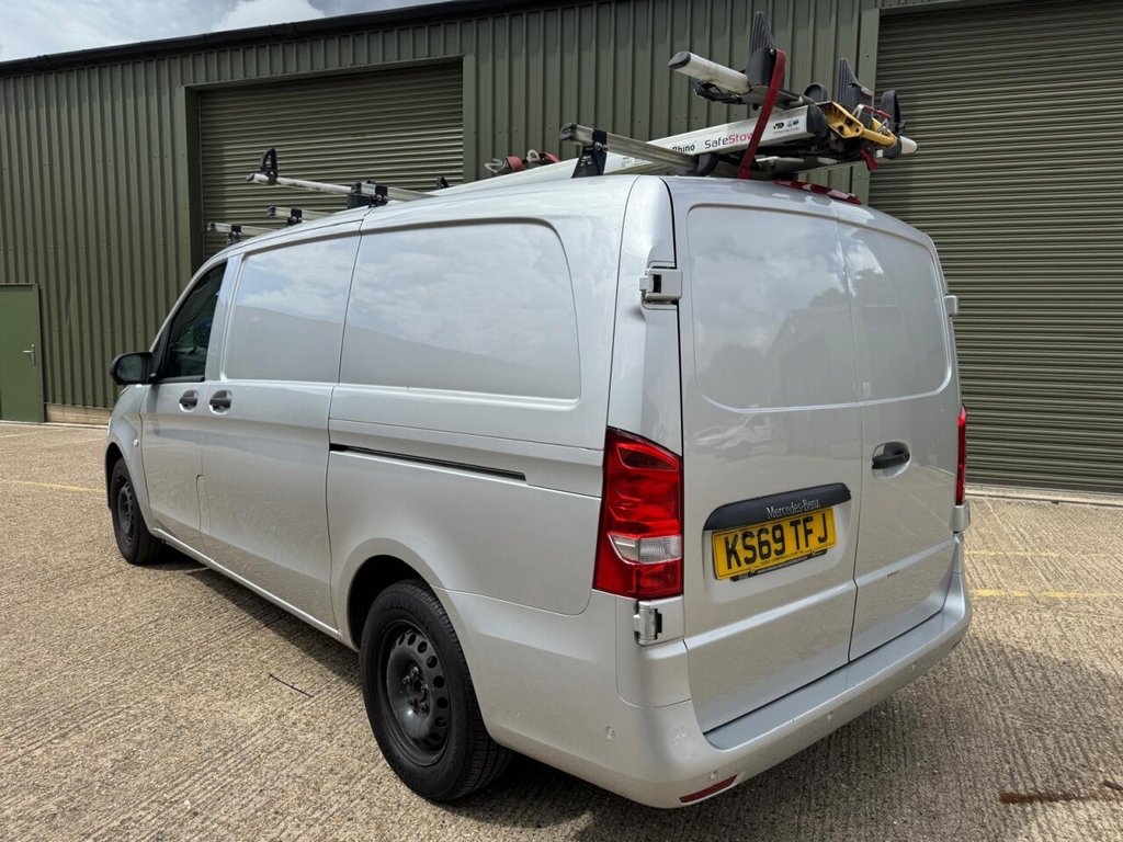Mercedes Benz Vito