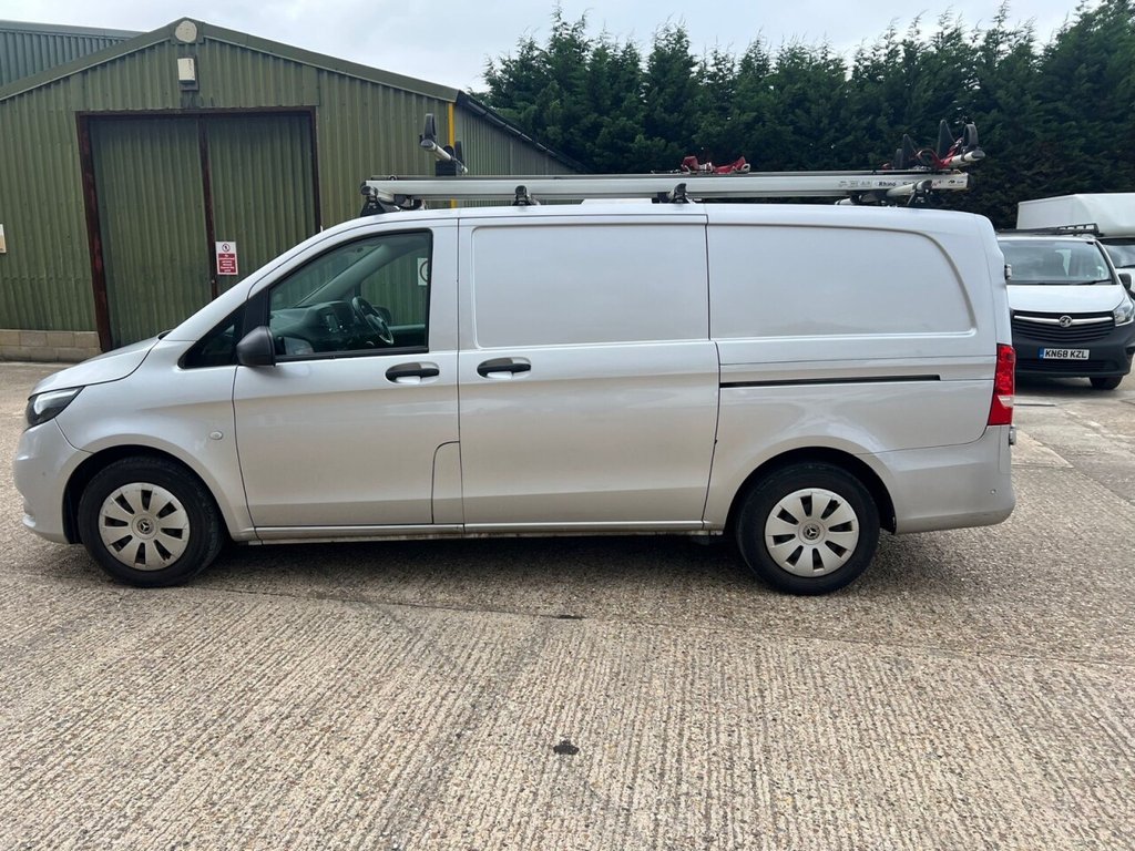 Mercedes Benz Vito