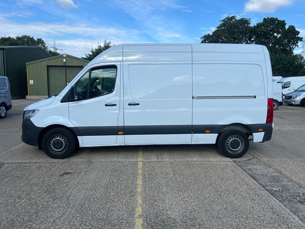 Mercedes Benz Sprinter