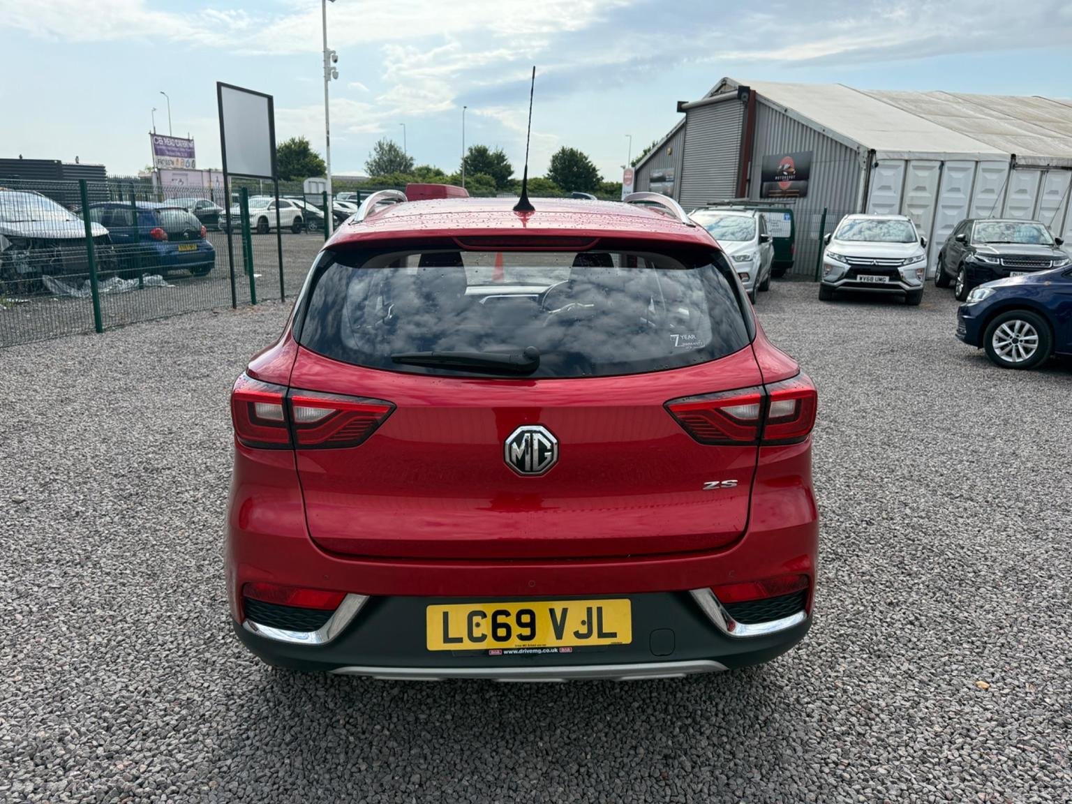 MG ZS