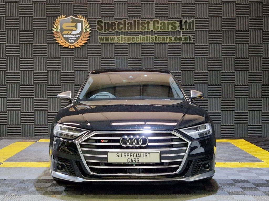 Audi S8