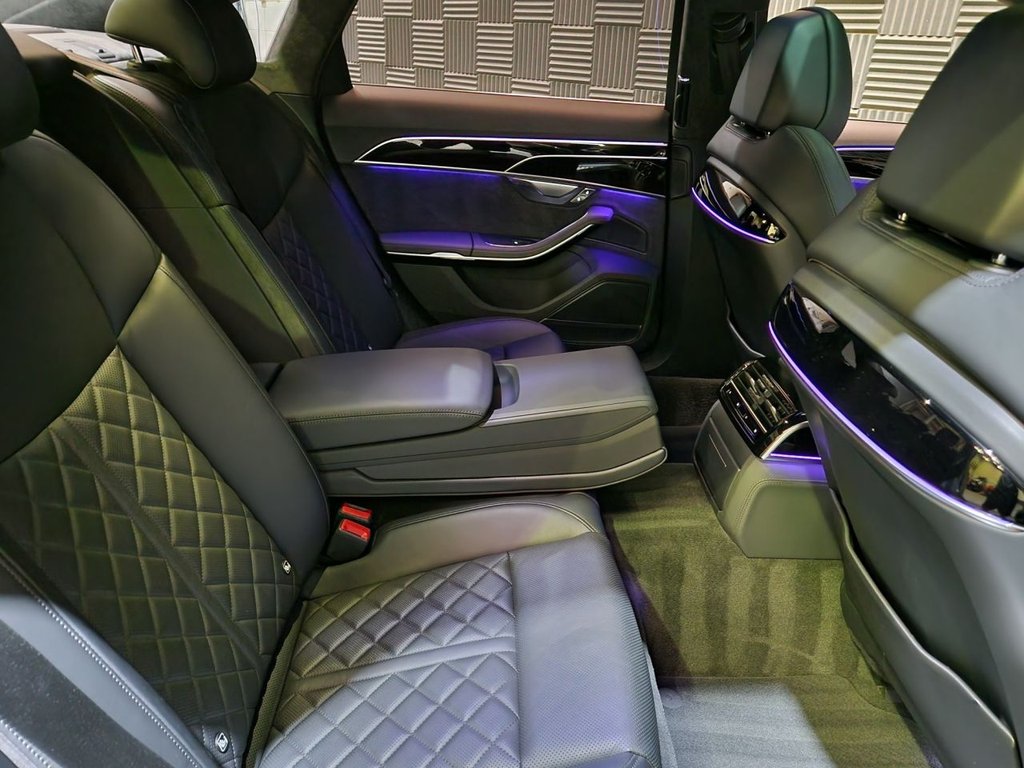 Audi S8