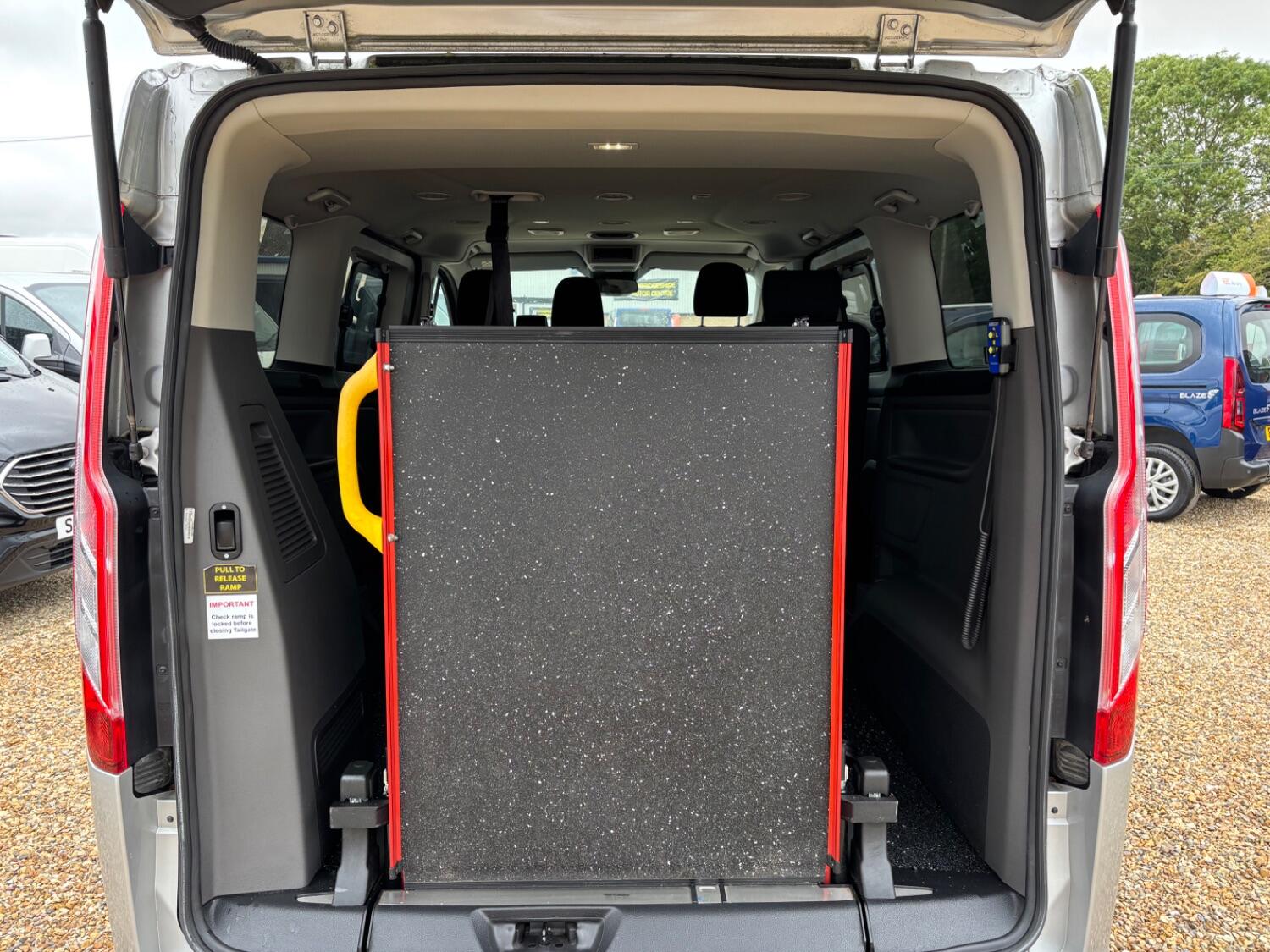Ford Tourneo