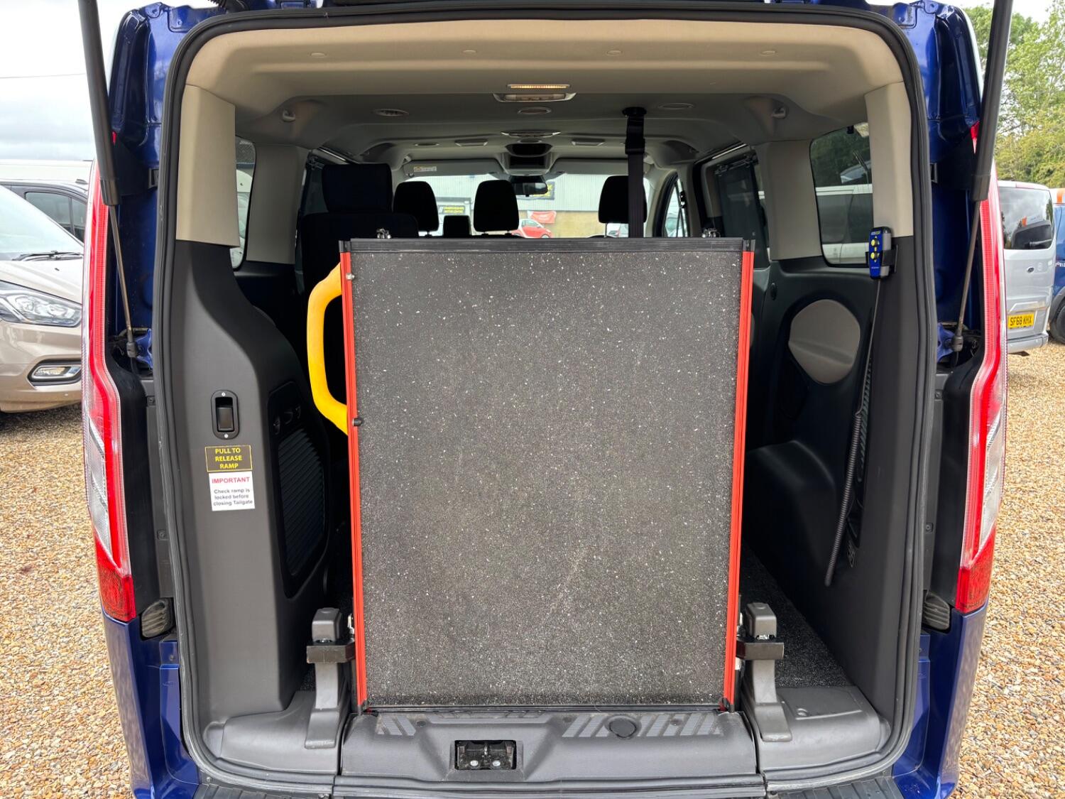 Ford Tourneo