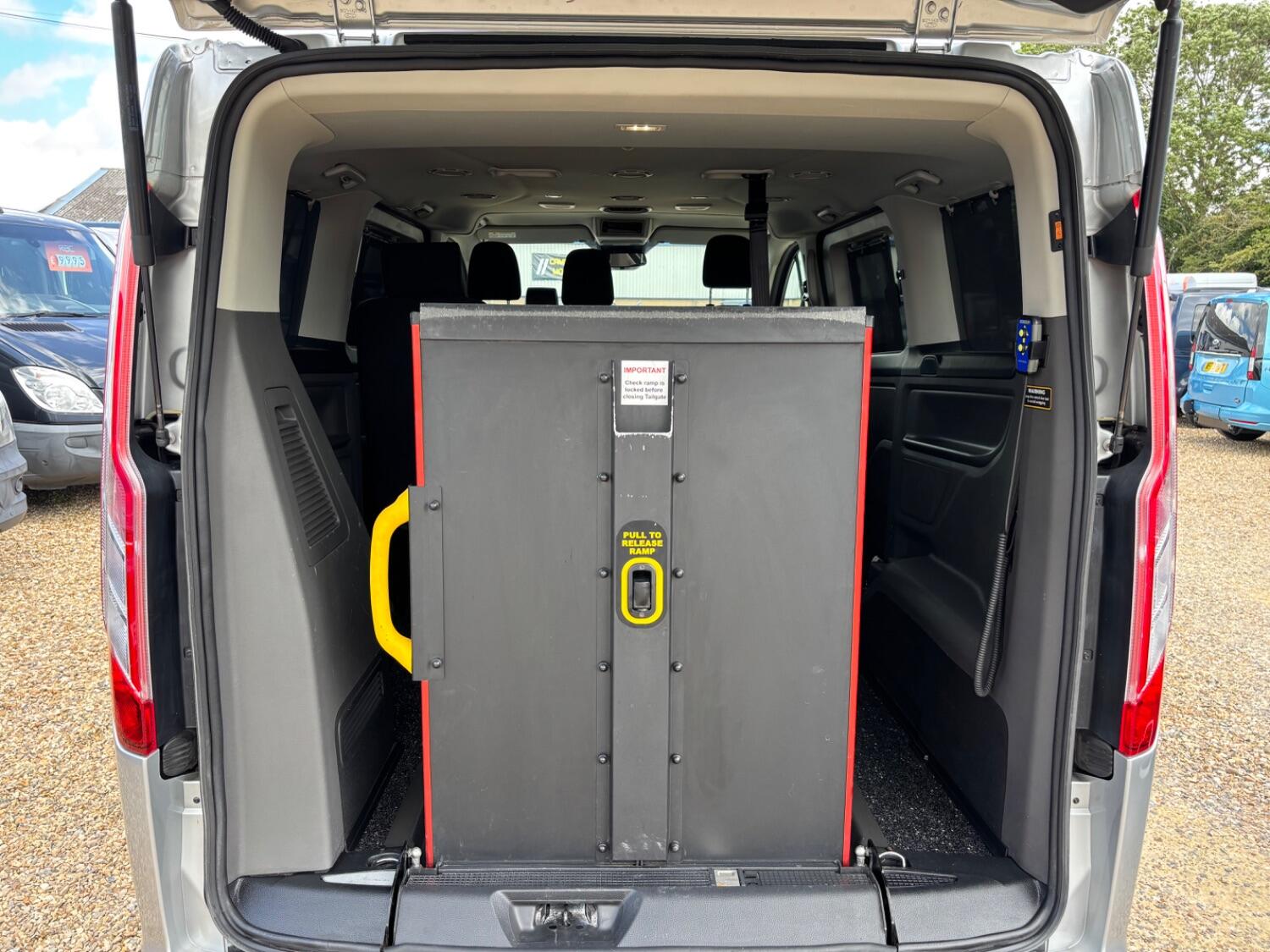 Ford Tourneo
