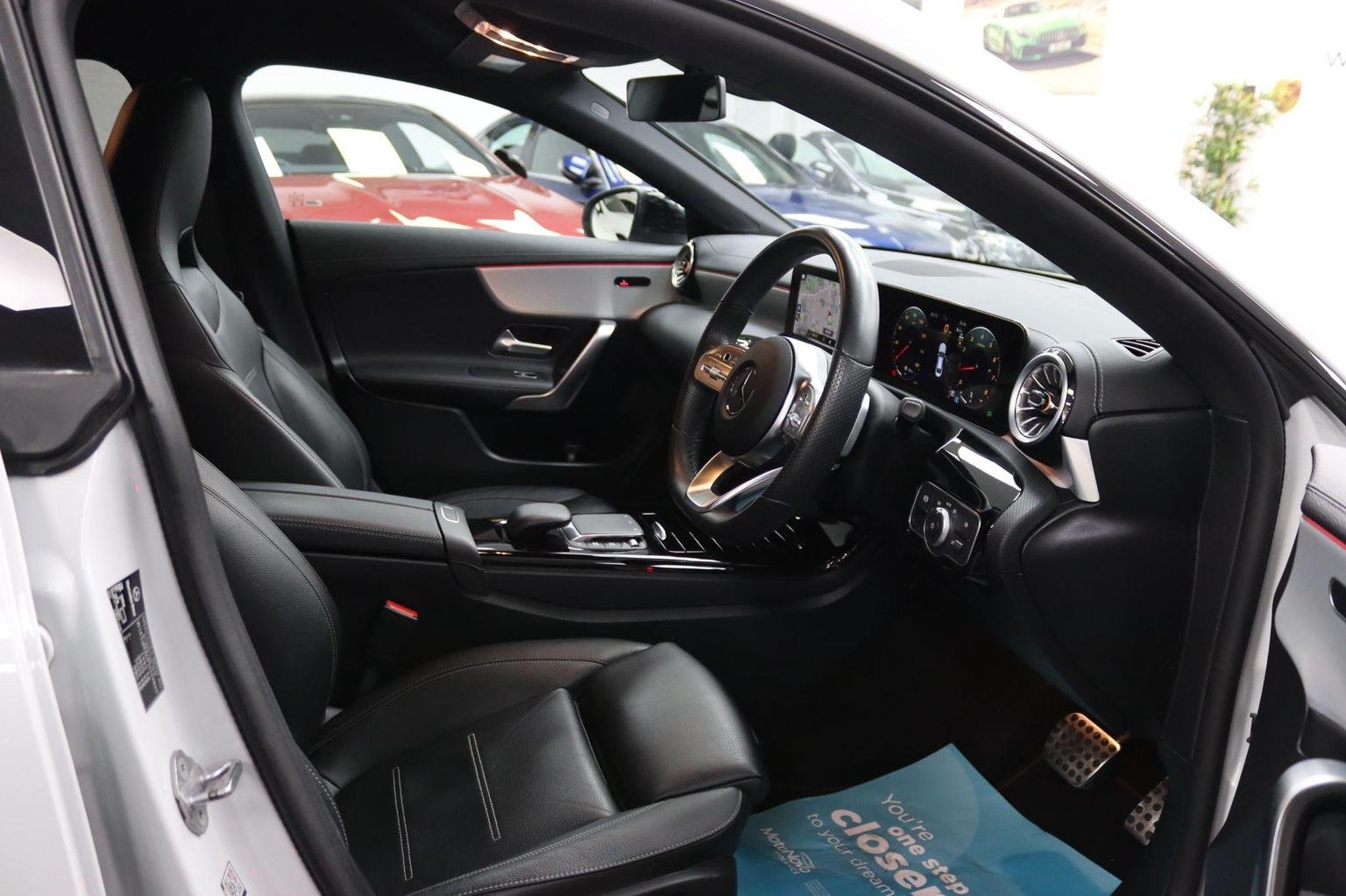 Mercedes Benz CLA