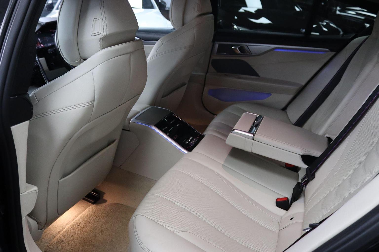 BMW 8 Series