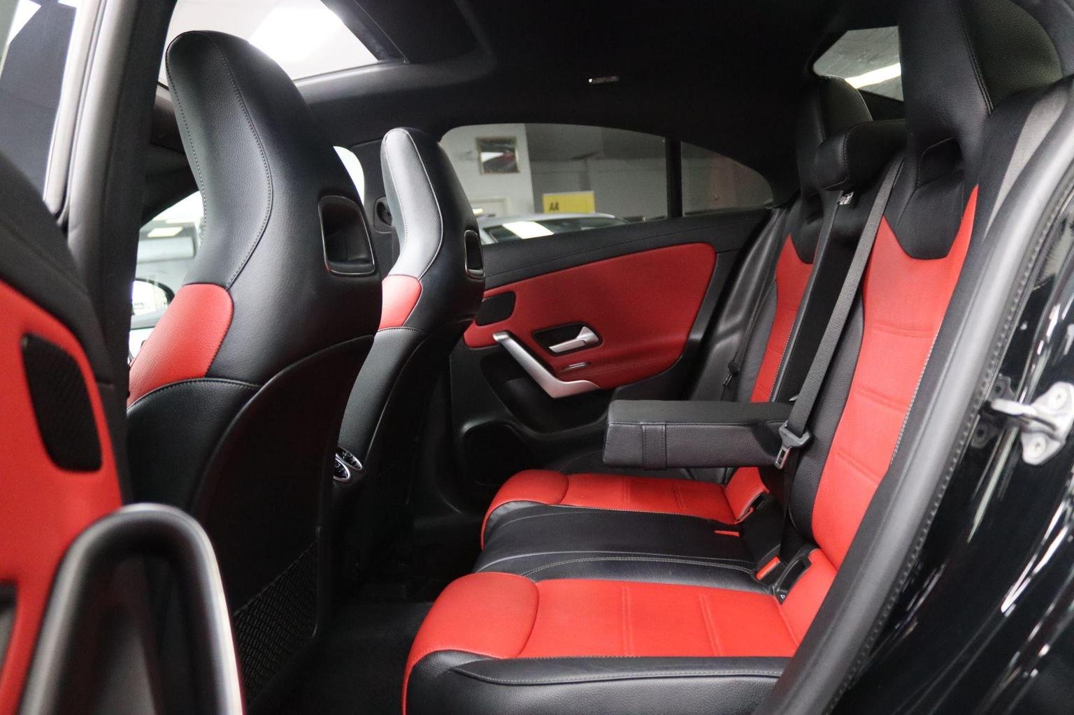 Mercedes Benz CLA