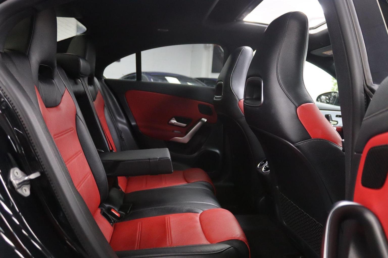 Mercedes Benz CLA