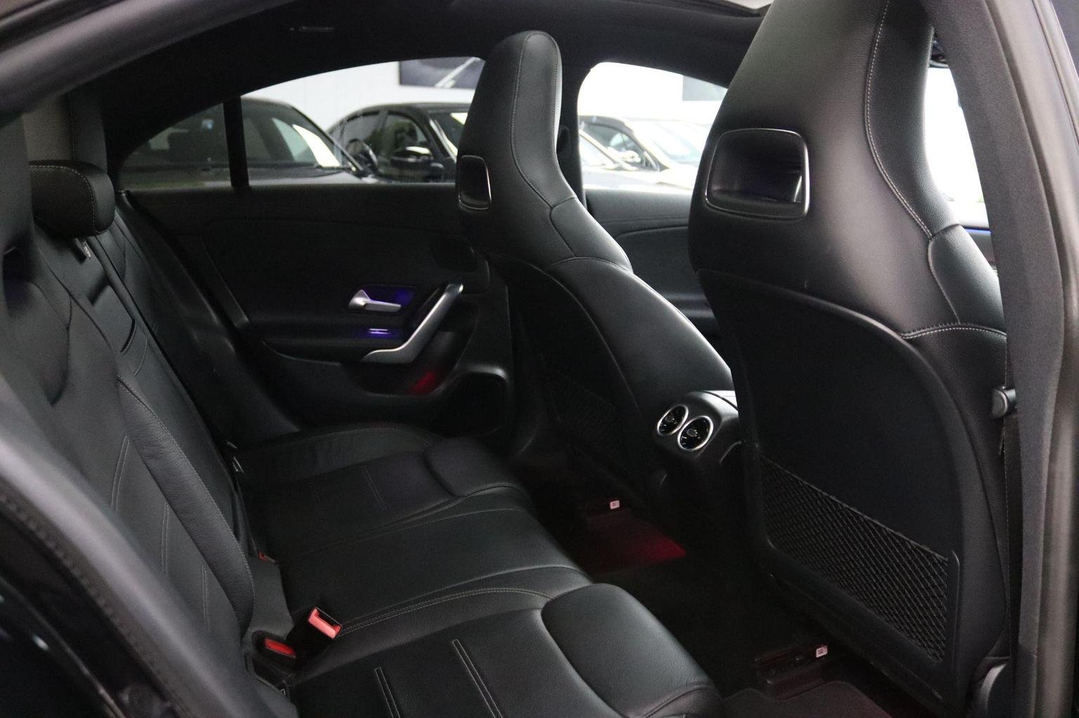Mercedes Benz CLA