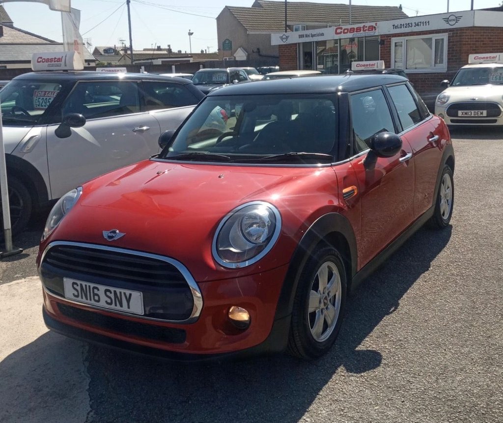 MINI Hatch