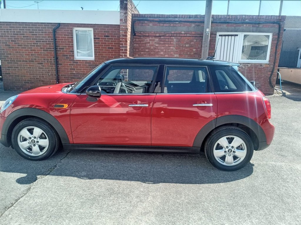MINI Hatch