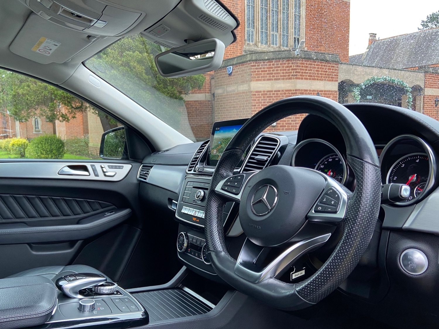 Mercedes Benz GLE-CLASS