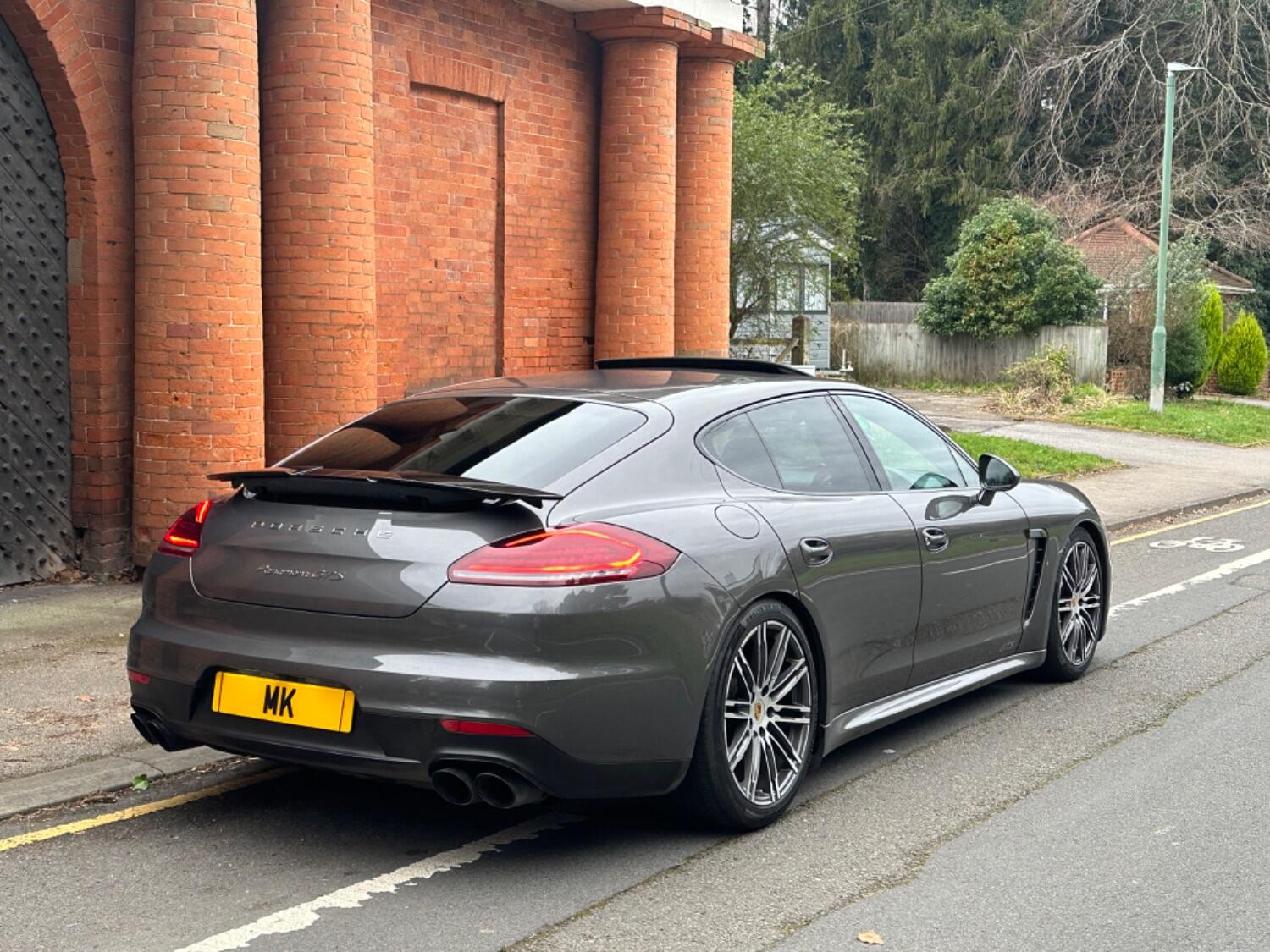 Porsche Panamera
