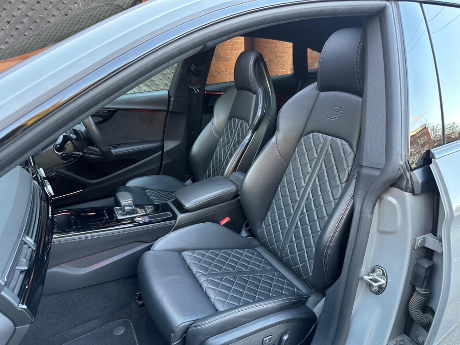 Audi S5