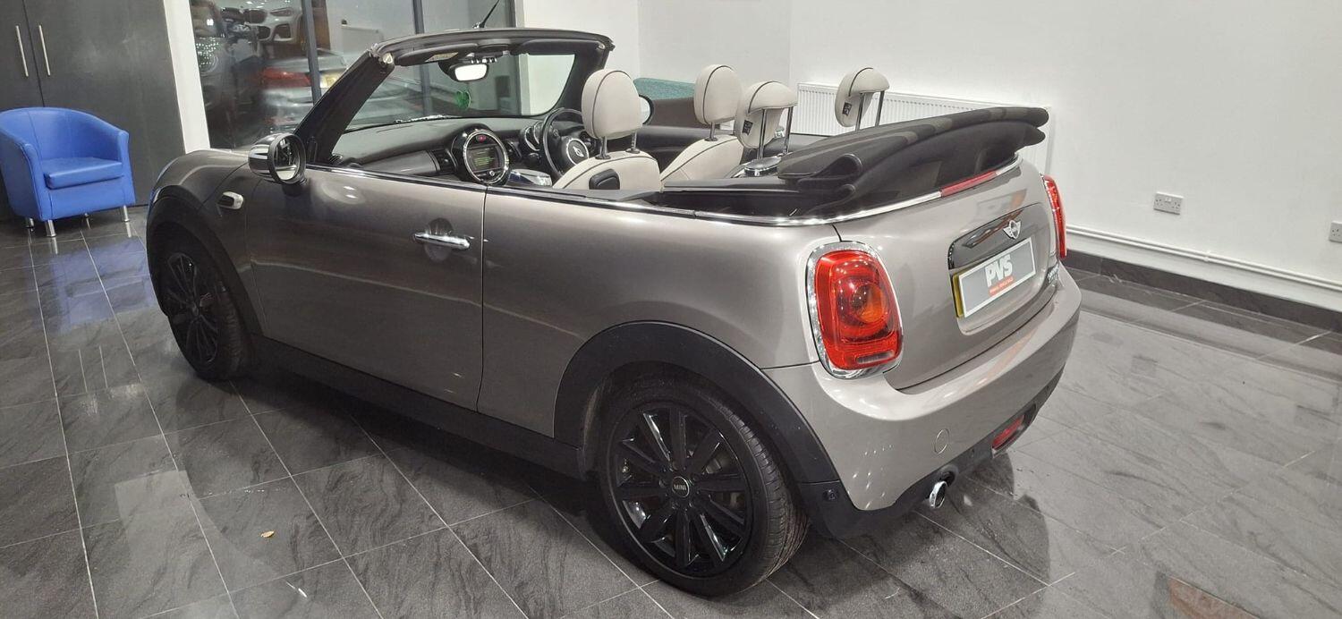 MINI Convertible