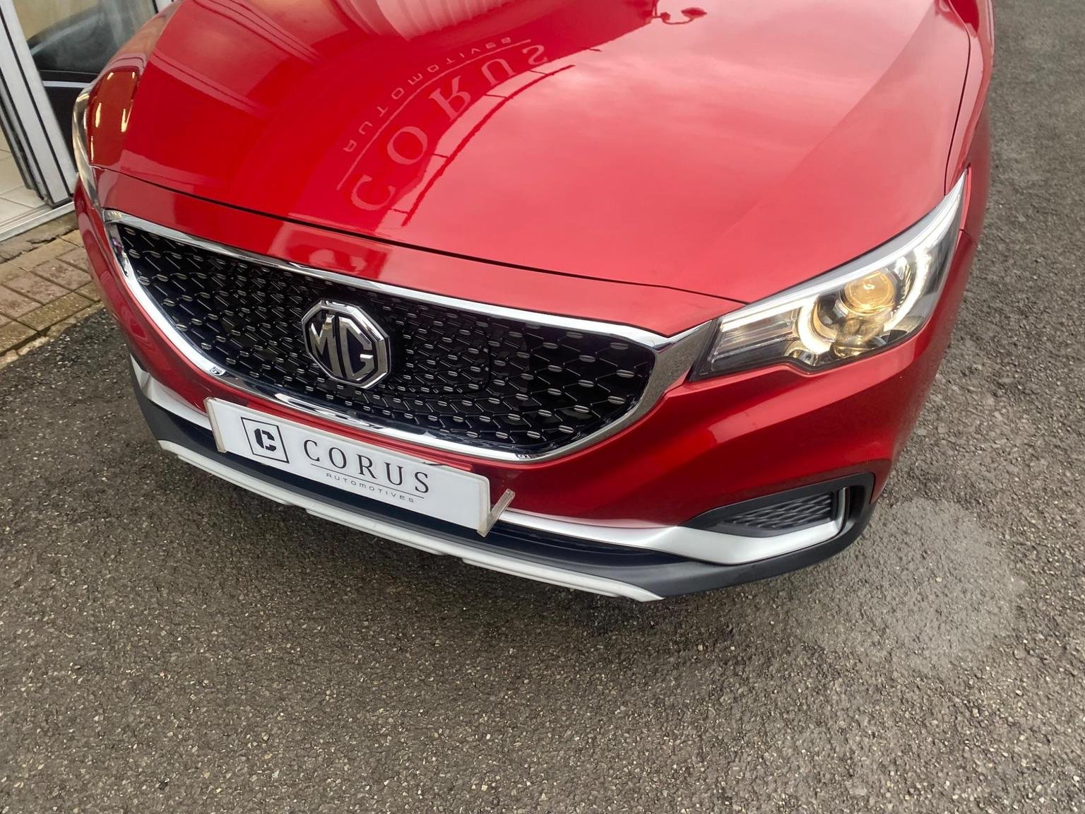 MG ZS