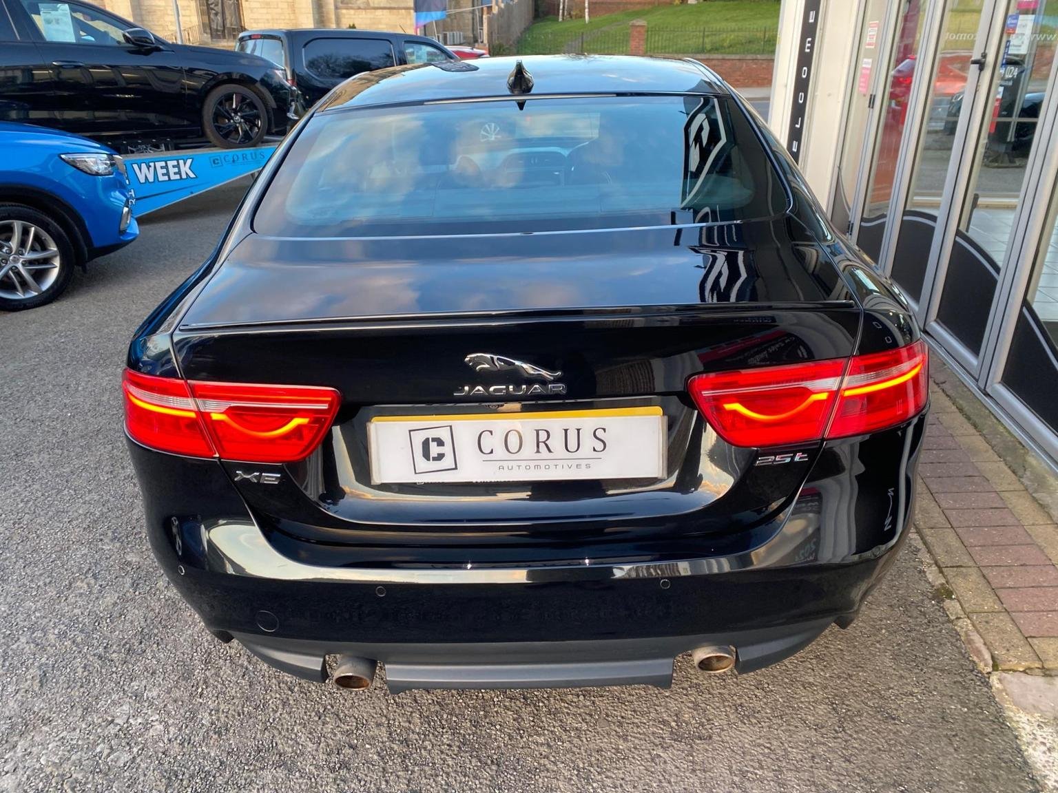 Jaguar XE