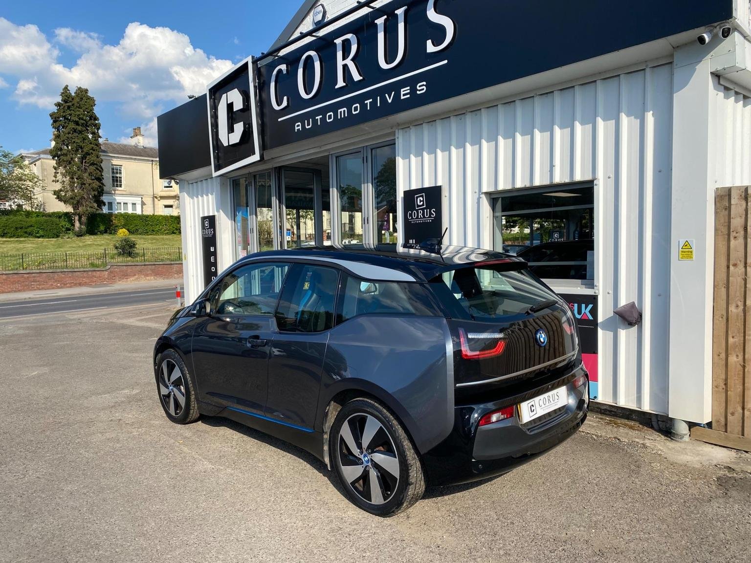 BMW i3