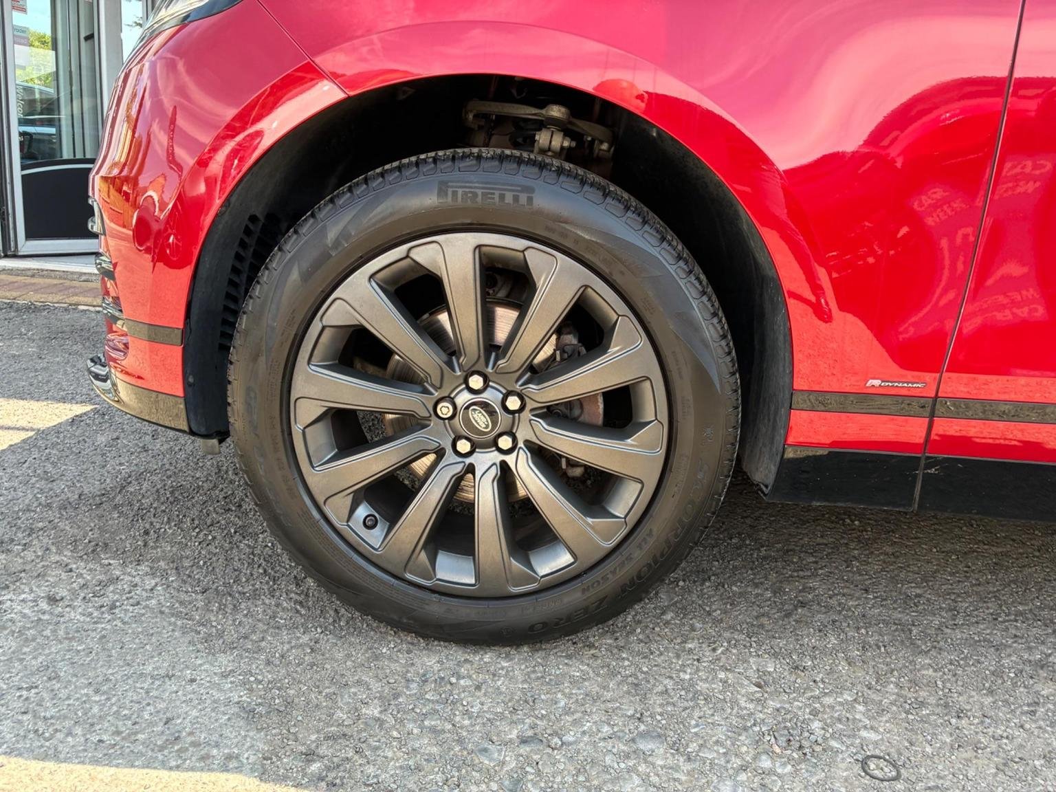 Land Rover Range Rover Velar