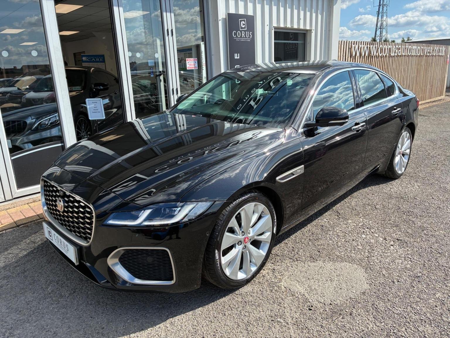 Jaguar XF