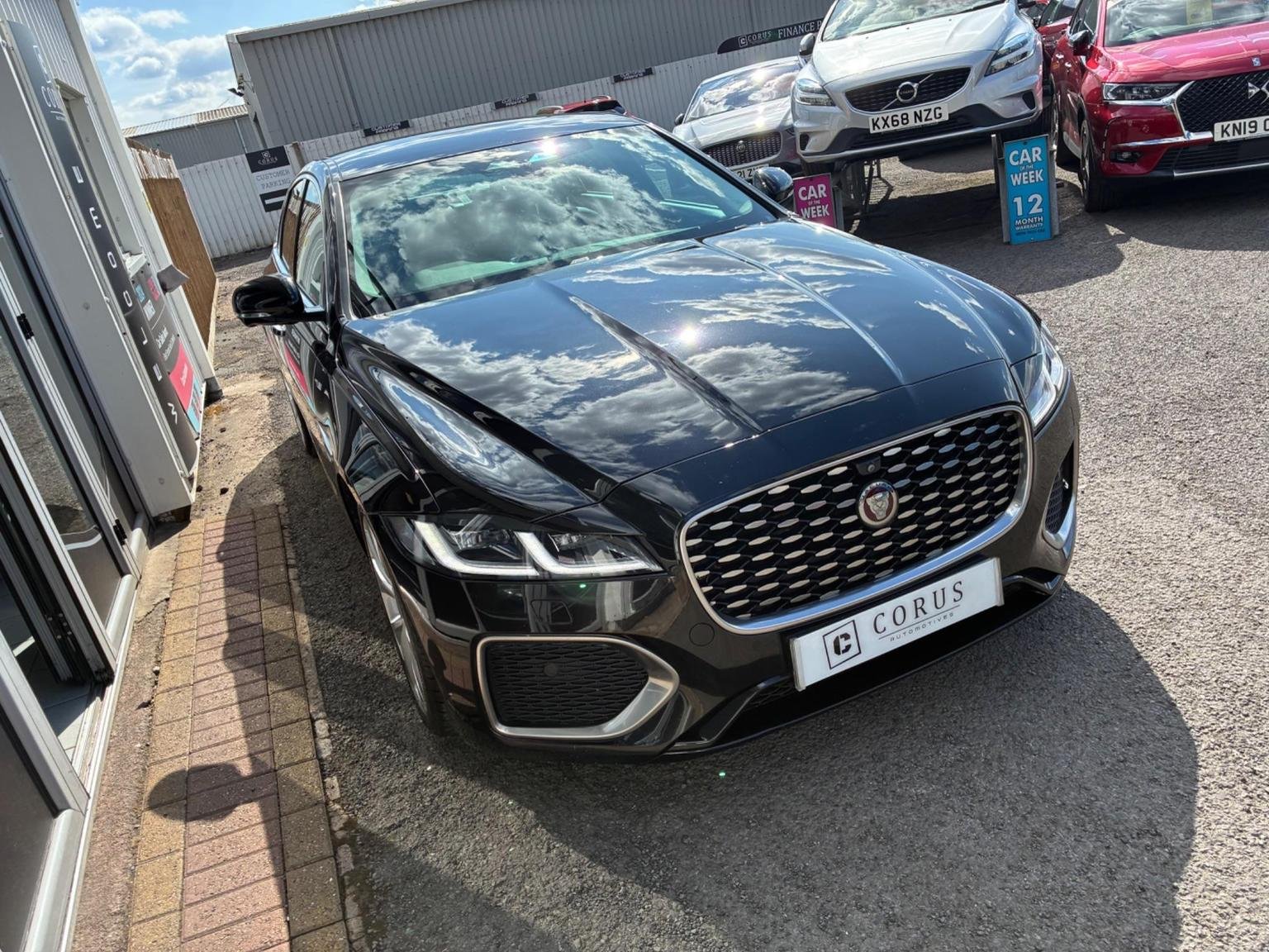 Jaguar XF