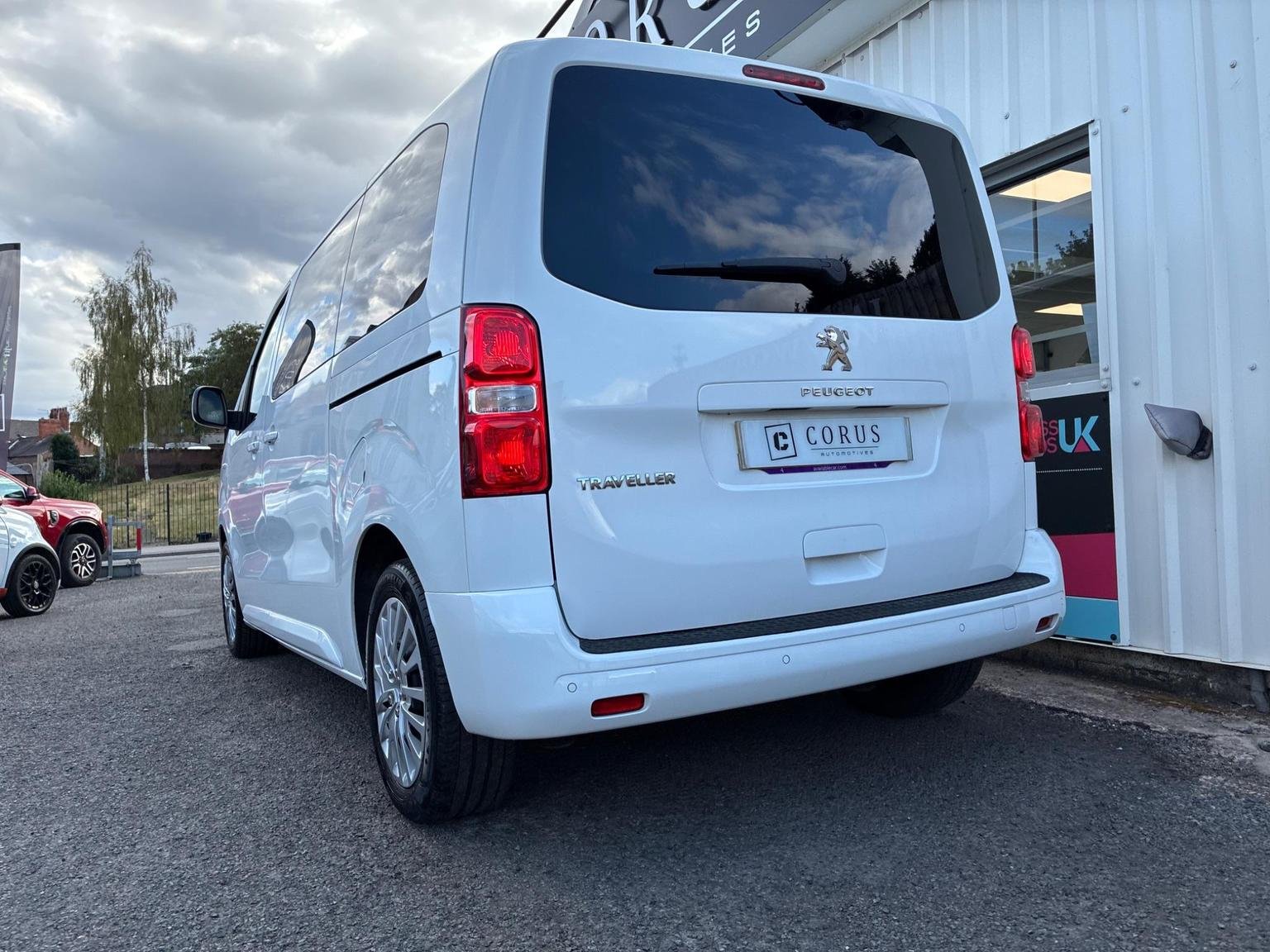 Peugeot Traveller