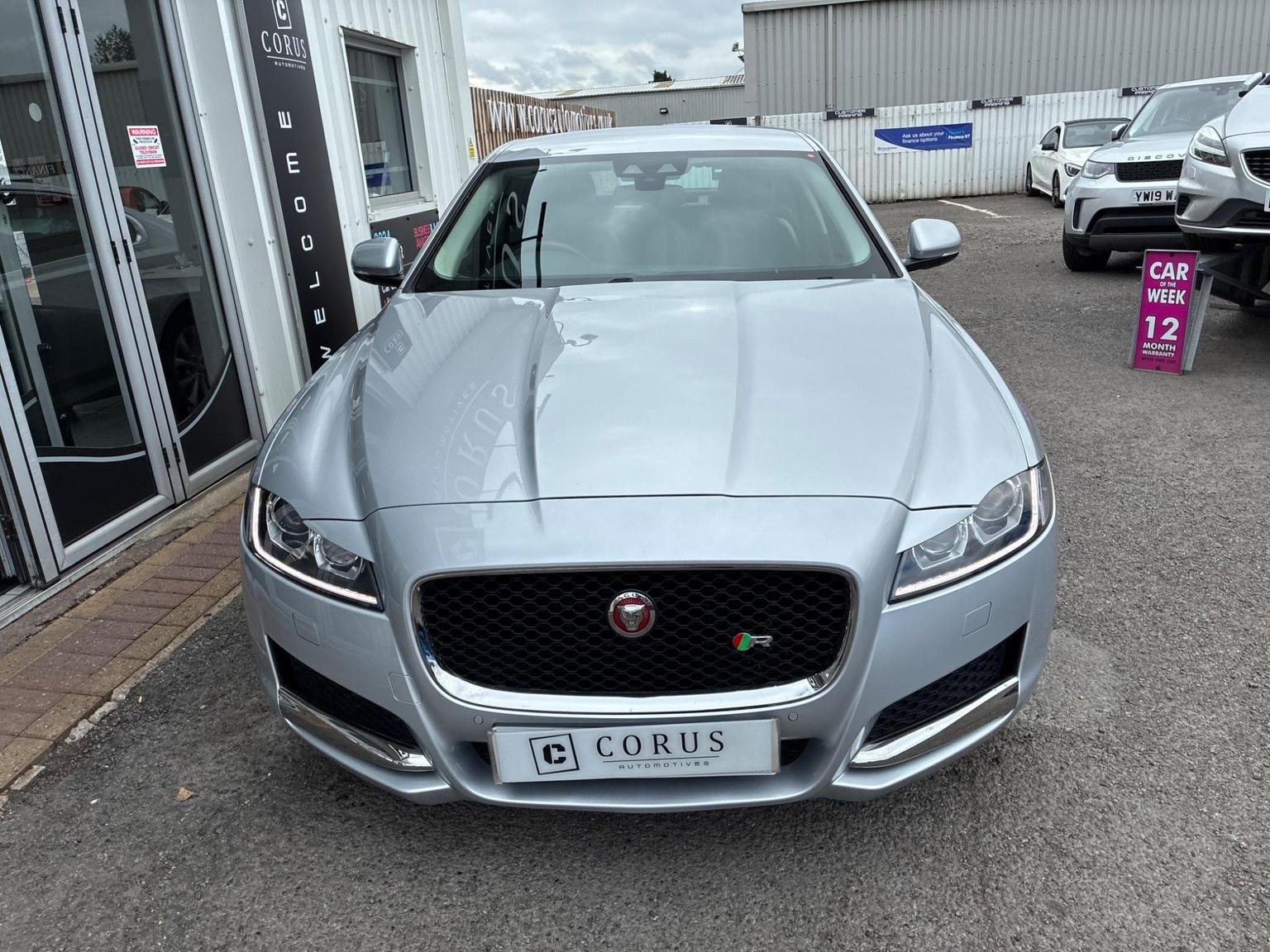 Jaguar XF