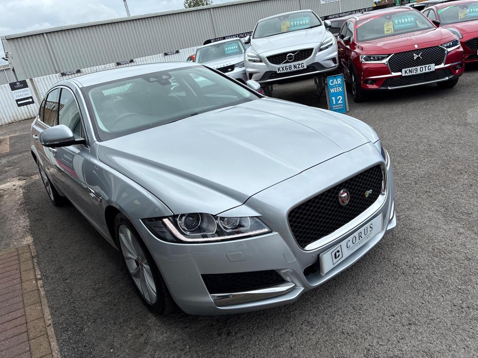Jaguar XF