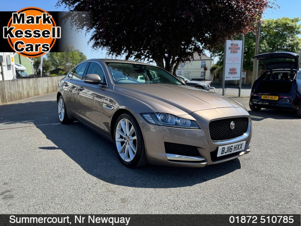 Jaguar XF