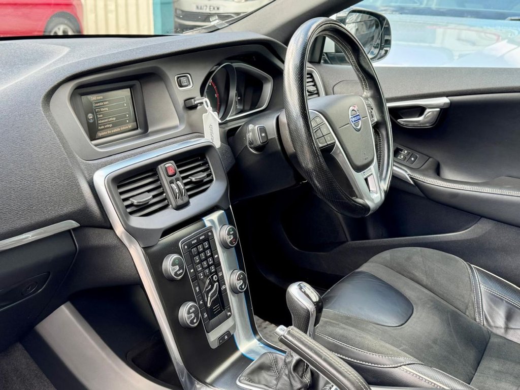 Volvo V40