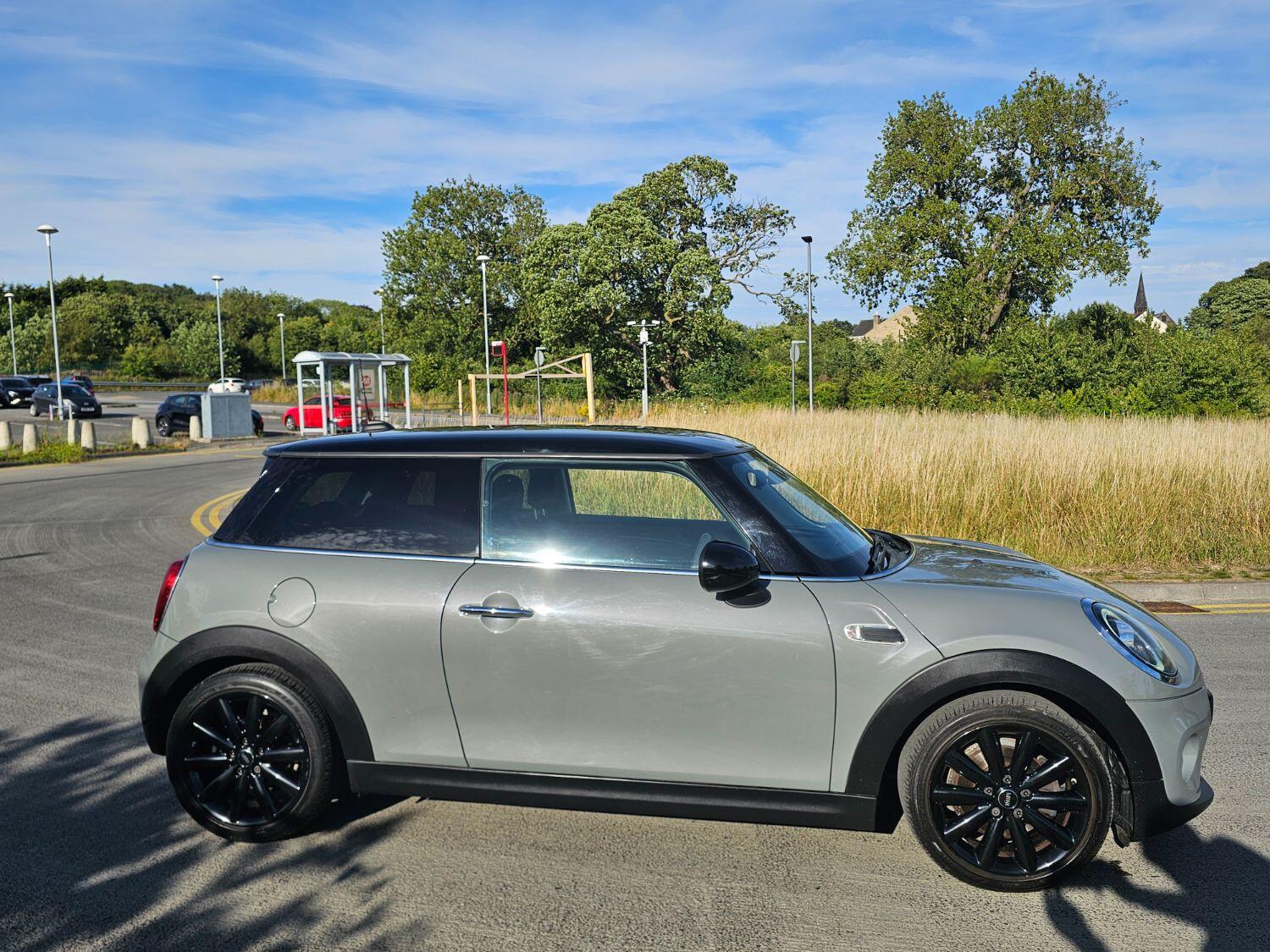 MINI Hatch