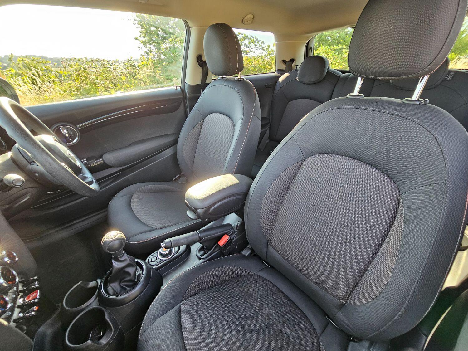MINI Hatch