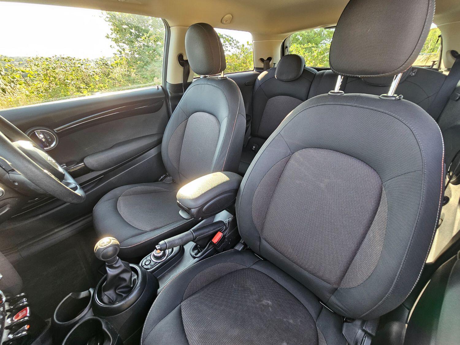 MINI Hatch
