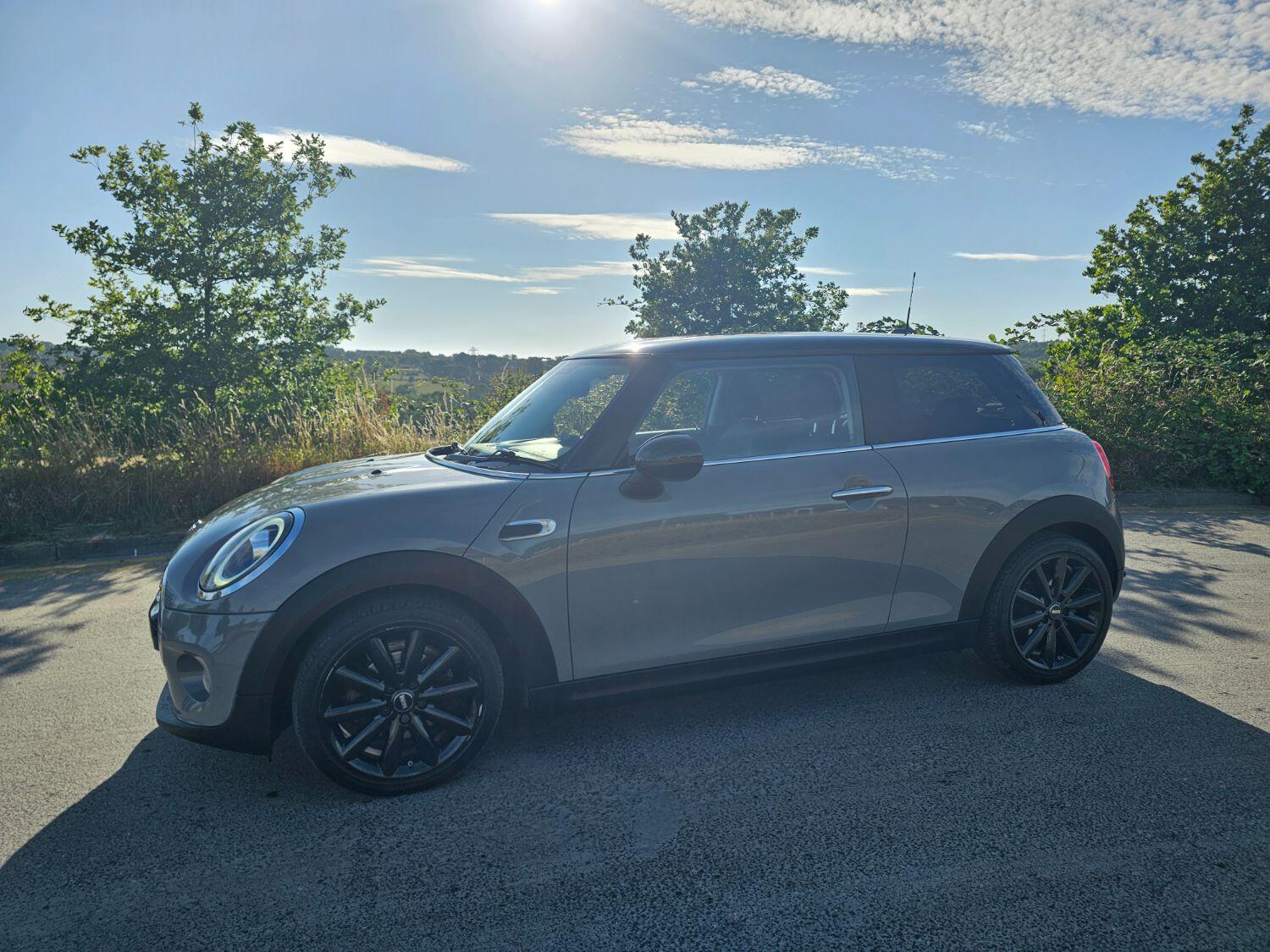 MINI Hatch