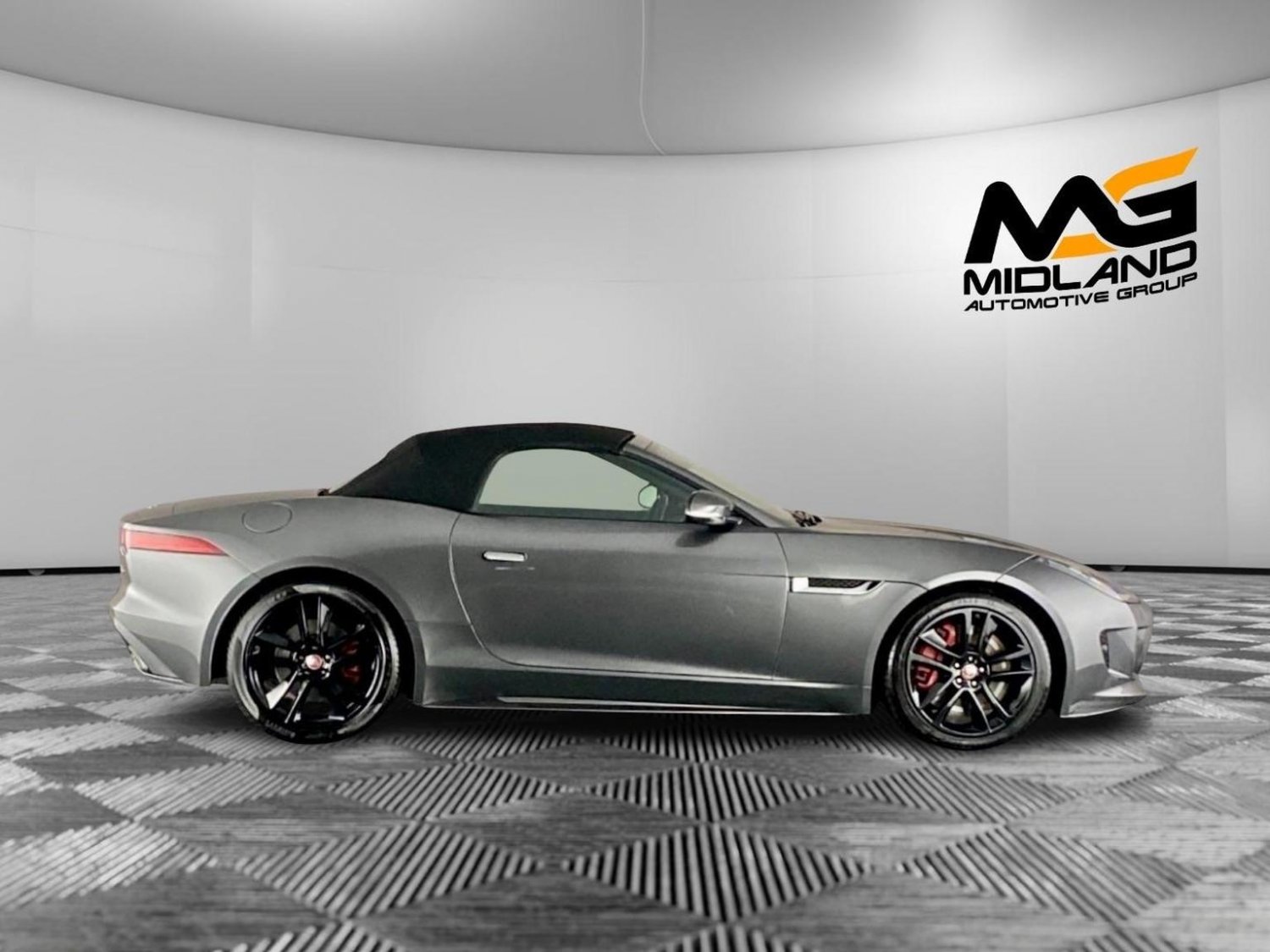 Jaguar F Type