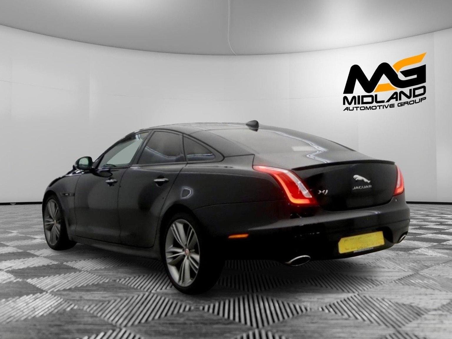 Jaguar XJ