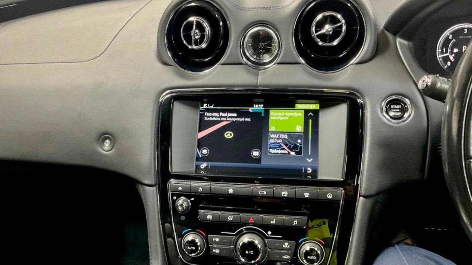 Jaguar XJ